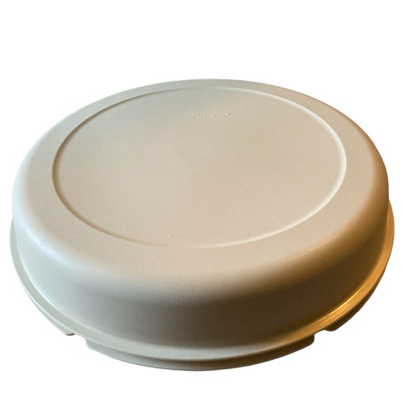 Tupperware Tray with Lid Fruits Vegetables Appetizers Candy Snacks - Picture 4 of 4